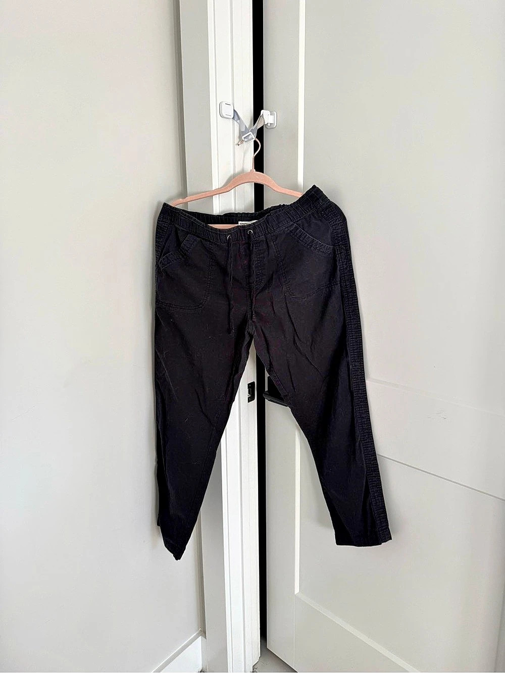 Sonoma Women's Black Jogger Pants Size Medium Like New